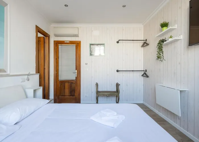 Gasthof Cavalleggeri Guesthouse, Opposite St Peter's Basilica Whit Private 4*