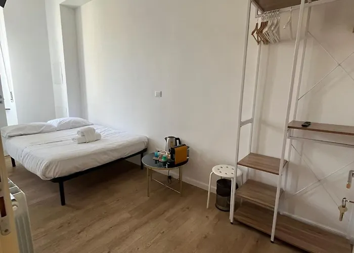 Cavalleggeri Guesthouse, Opposite St Peter's Basilica Whit Private Gasthof Rom