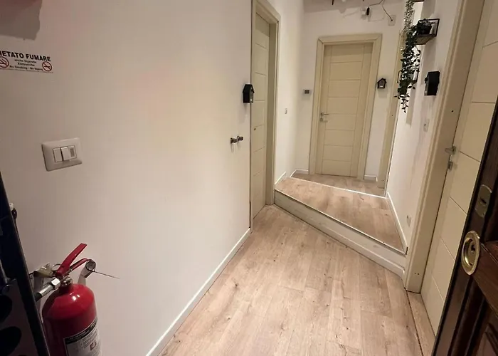 Cavalleggeri Guesthouse, Opposite St Peter's Basilica Whit Private Gasthof