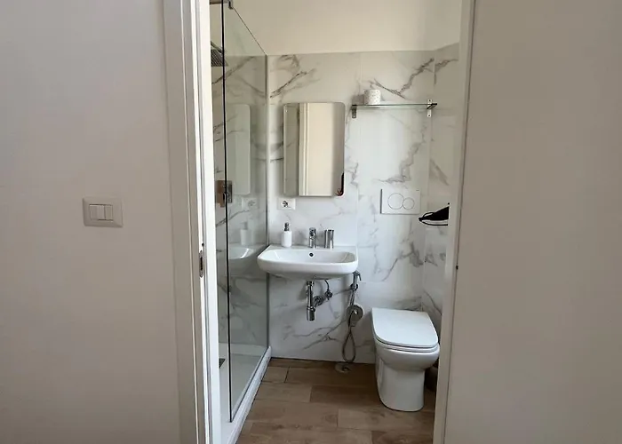 Gasthof Cavalleggeri Guesthouse, Opposite St Peter's Basilica Whit Private